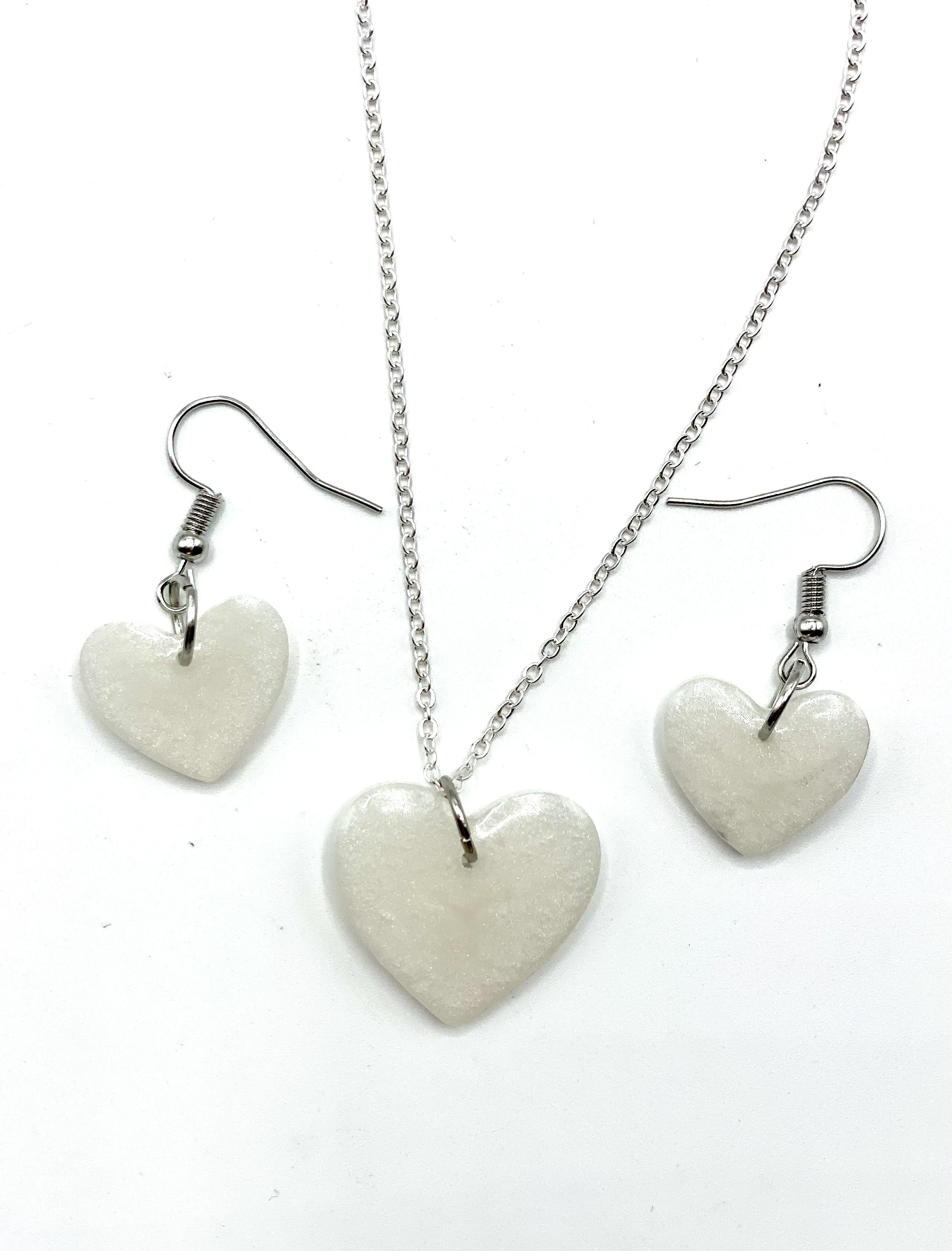 Resin Necklace & Earrings Set - White Hearts