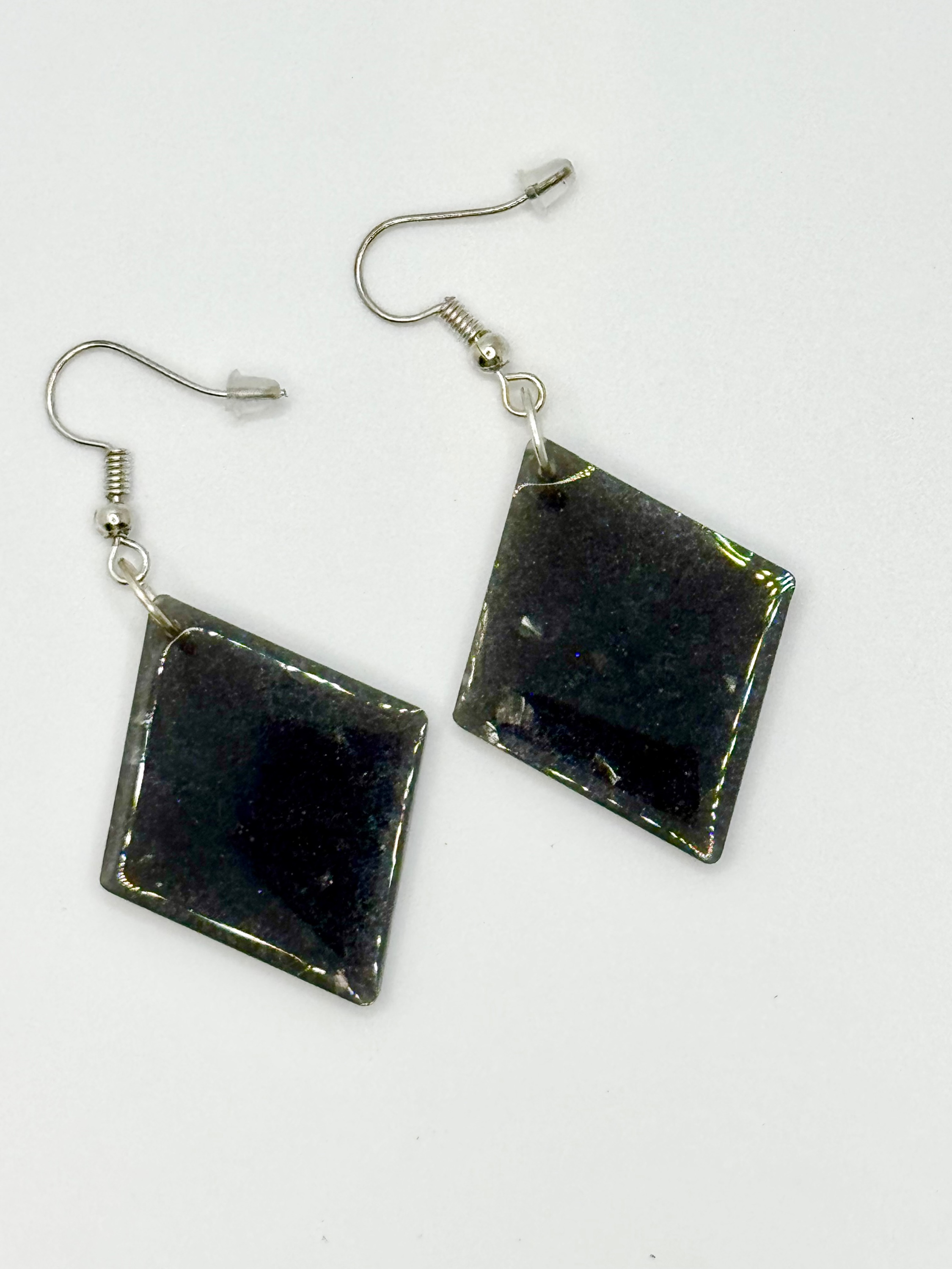 Resin Earrings Grey Diamonds